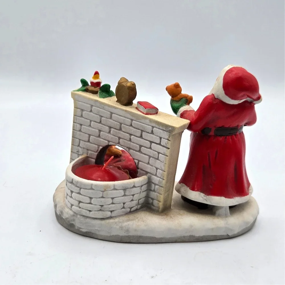Christmas 1990 Ceramic Santa‎ By The Fireplace  4.75